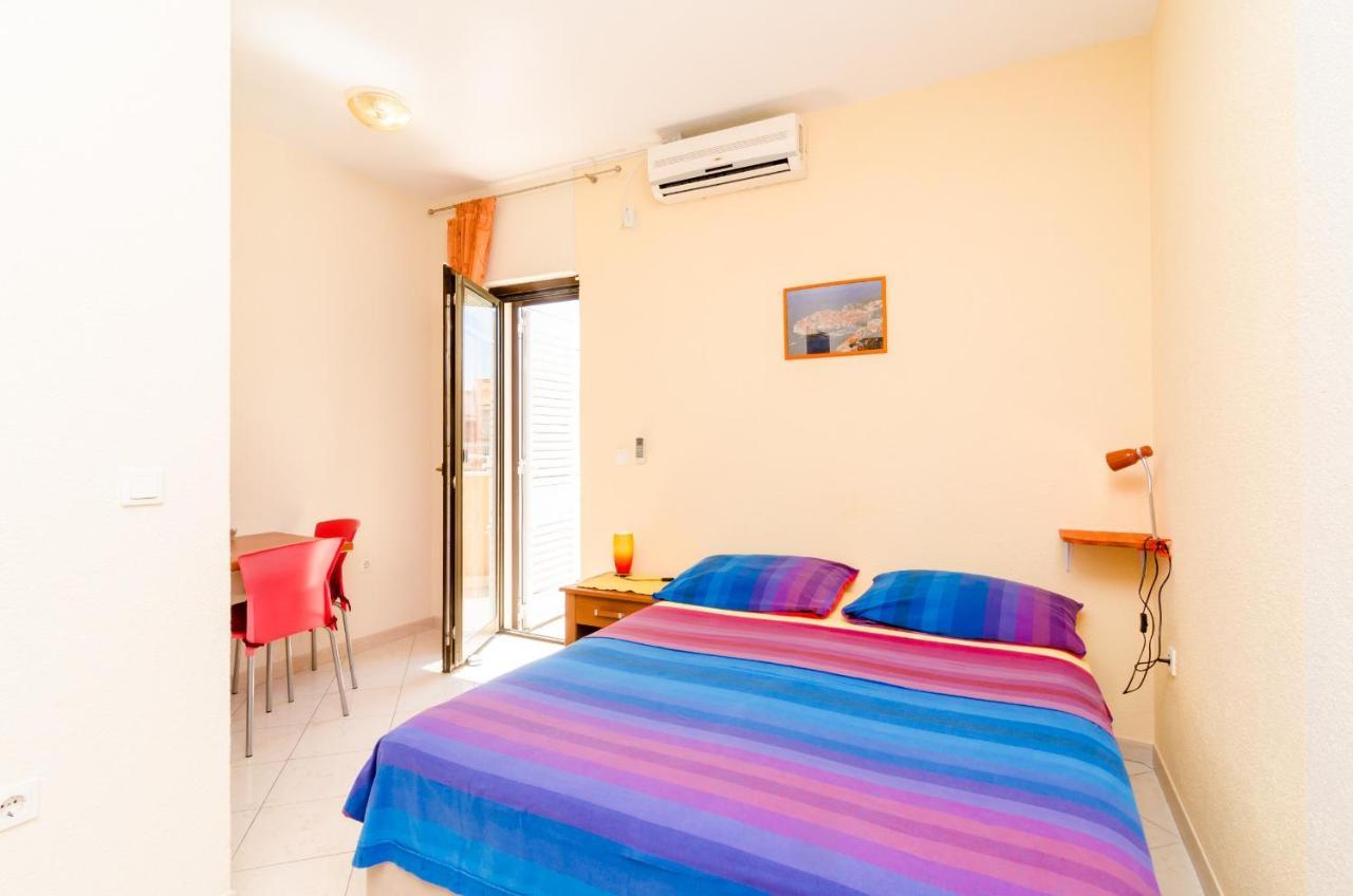 Guesthouse Somnium 챠브타트 외부 사진