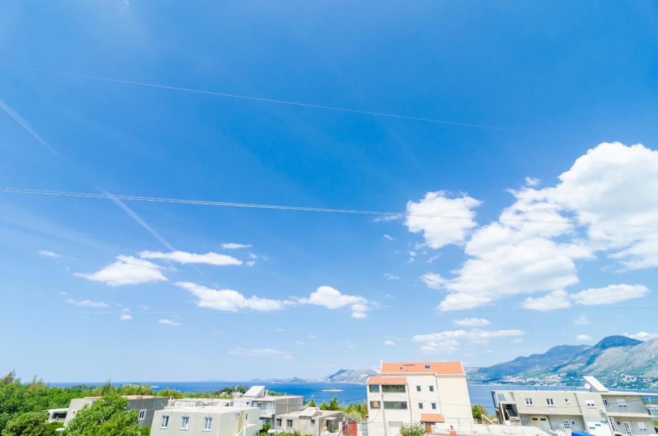 Guesthouse Somnium 챠브타트 외부 사진