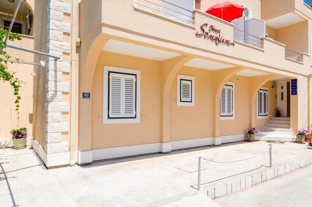 Guesthouse Somnium 챠브타트 외부 사진