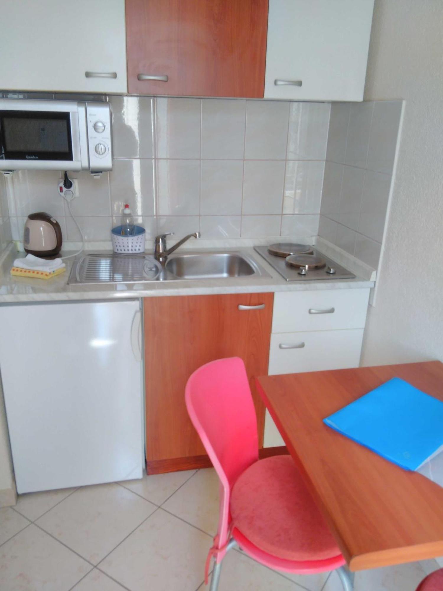 Guesthouse Somnium 챠브타트 객실 사진